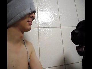 Aluzky Kissing 4